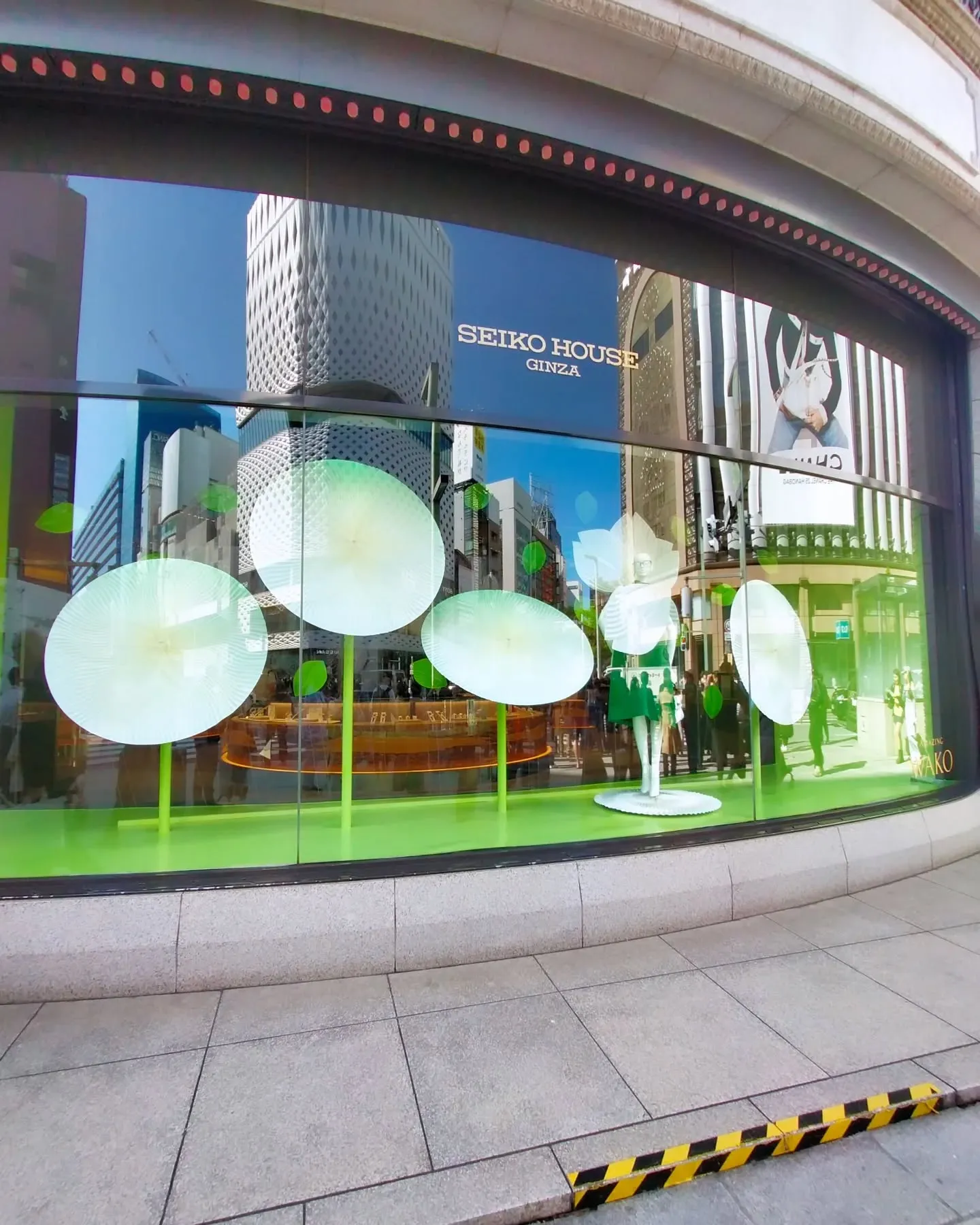 【春色に染まる銀座の街角から】