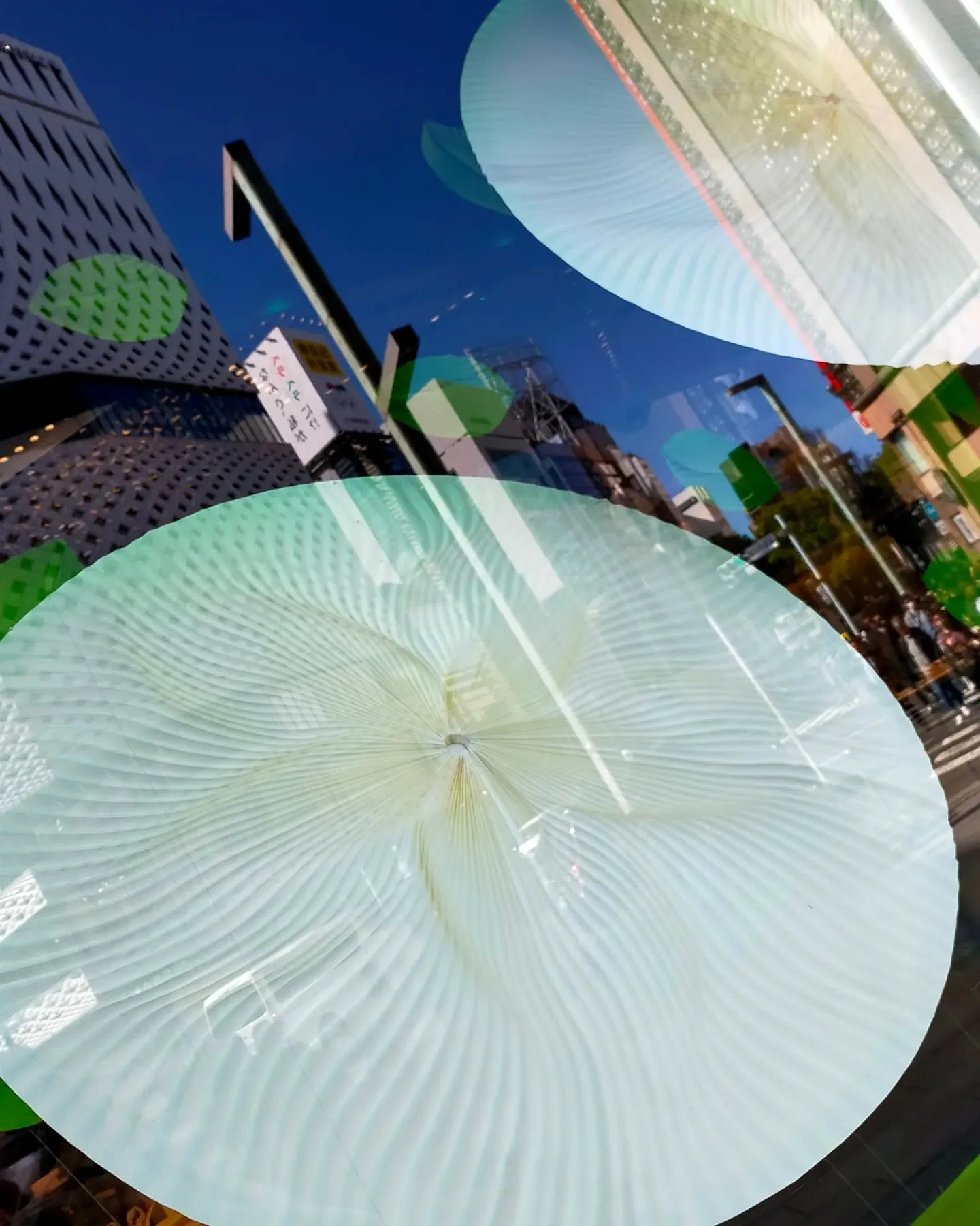 【春色に染まる銀座の街角から】