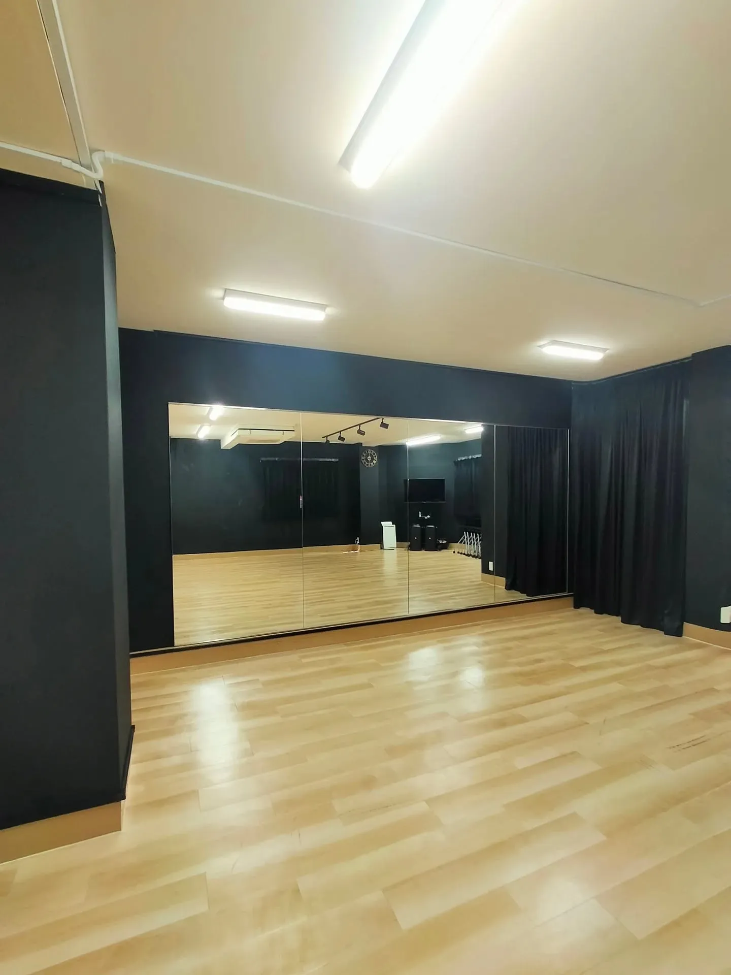 都心銀座で、あなたの理想を叶える多目的レンタルスペースを見つ...