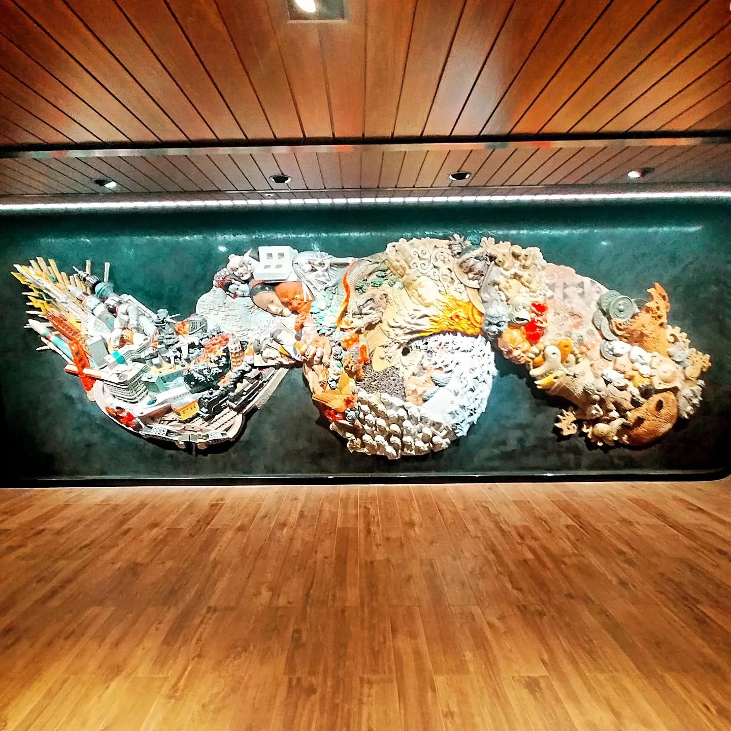 ​【『AKIRA』大友克洋氏の新作が銀座駅に出現！アートを愛...