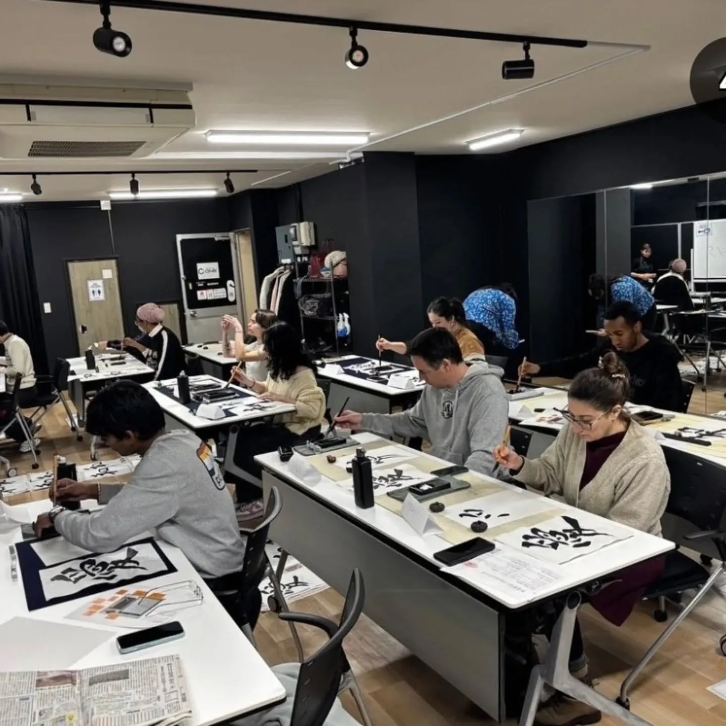 ​【荷物もコストも軽くなる✨銀座で教室を持つ夢、叶えませんか...