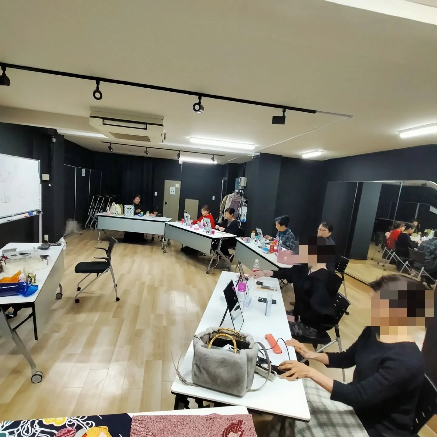 ​【荷物もコストも軽くなる✨銀座で教室を持つ夢、叶えませんか...