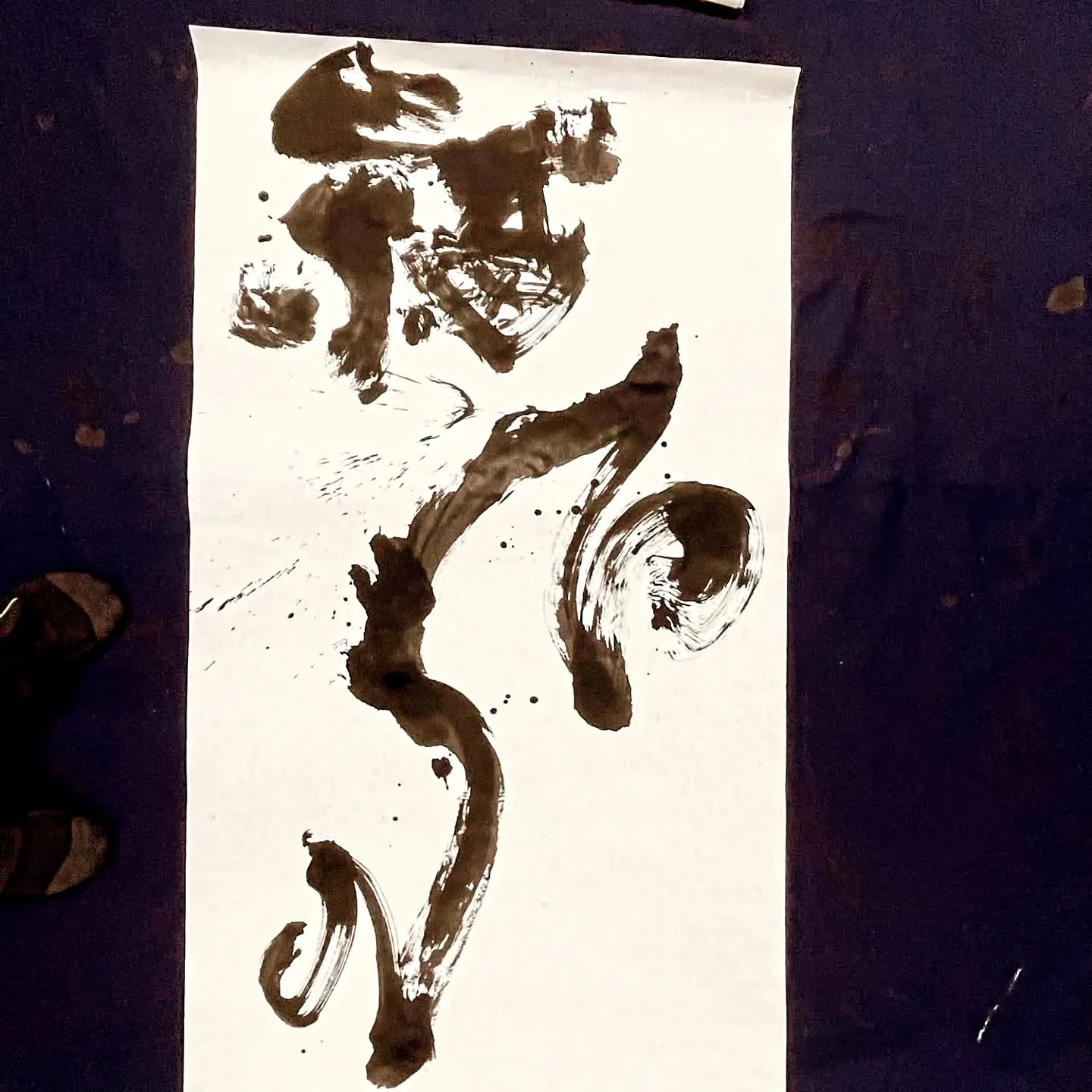 【 銀座の喧騒を離れ、静寂の中で古代のエネルギーを感じる】