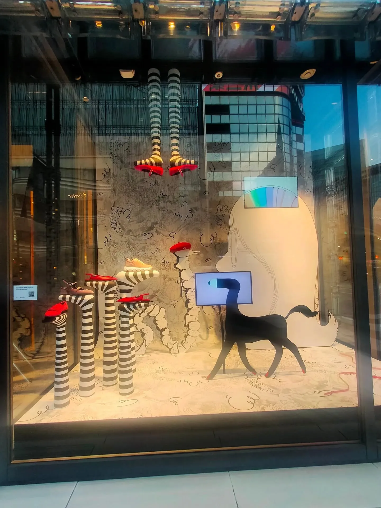 ​【銀座の彩りと、表現の場】