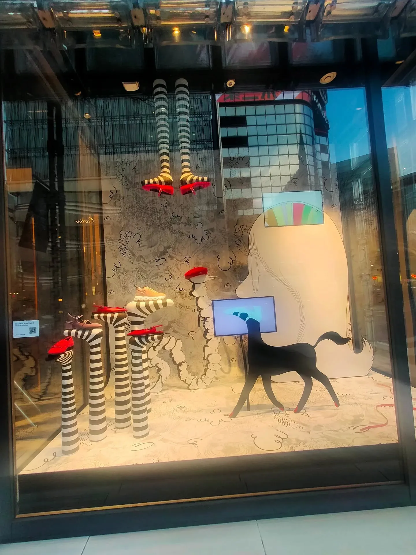 ​【銀座の彩りと、表現の場】