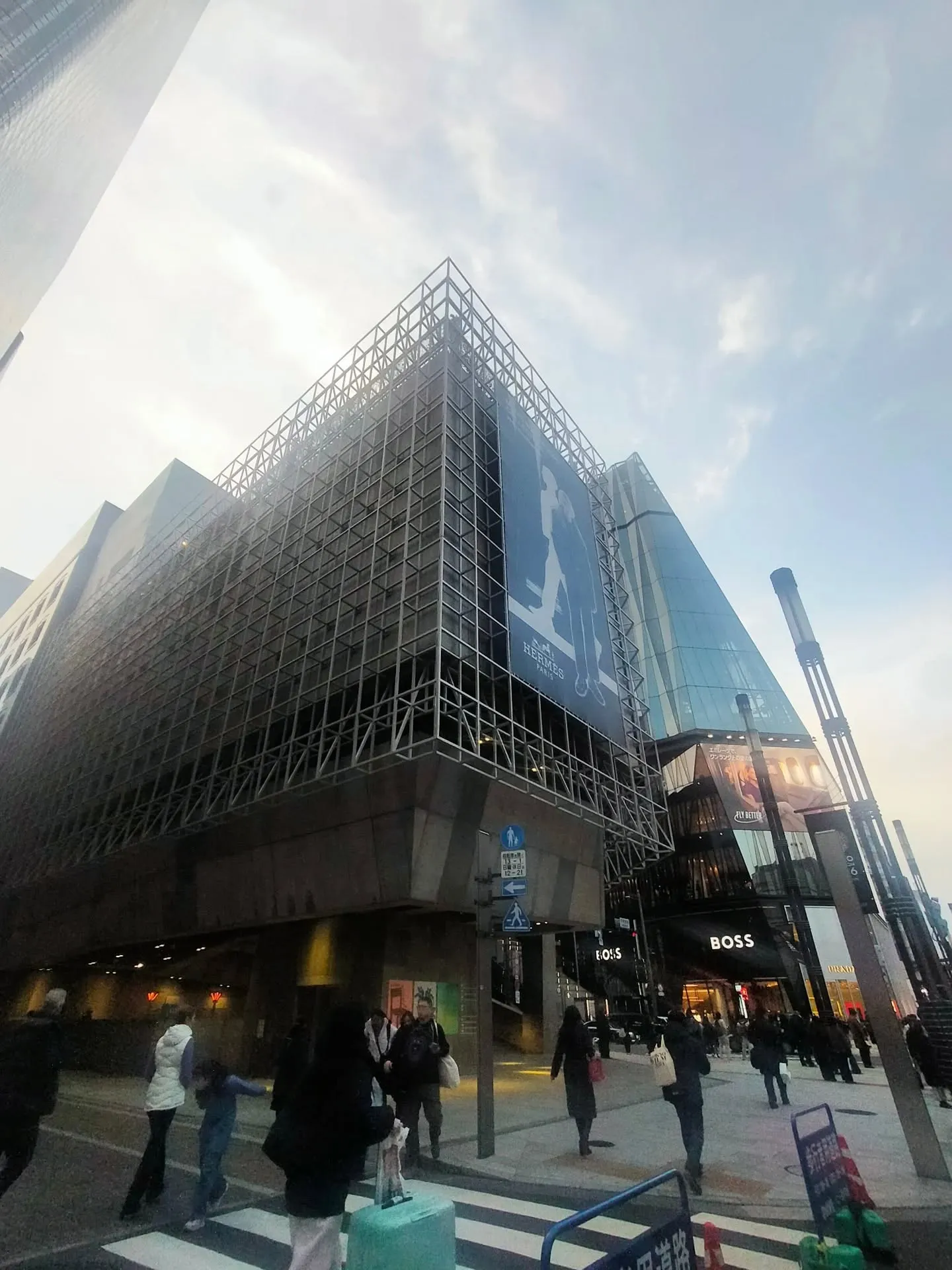 ​【銀座の彩りと、表現の場】