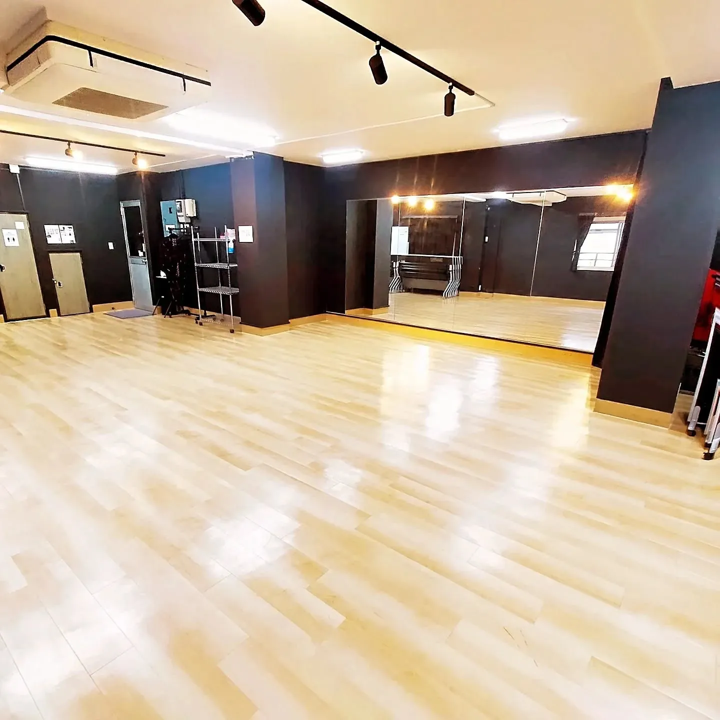 ​⚡️ 【Wi-Fi設備強化】通信速度が大幅アップ！ビジネス...