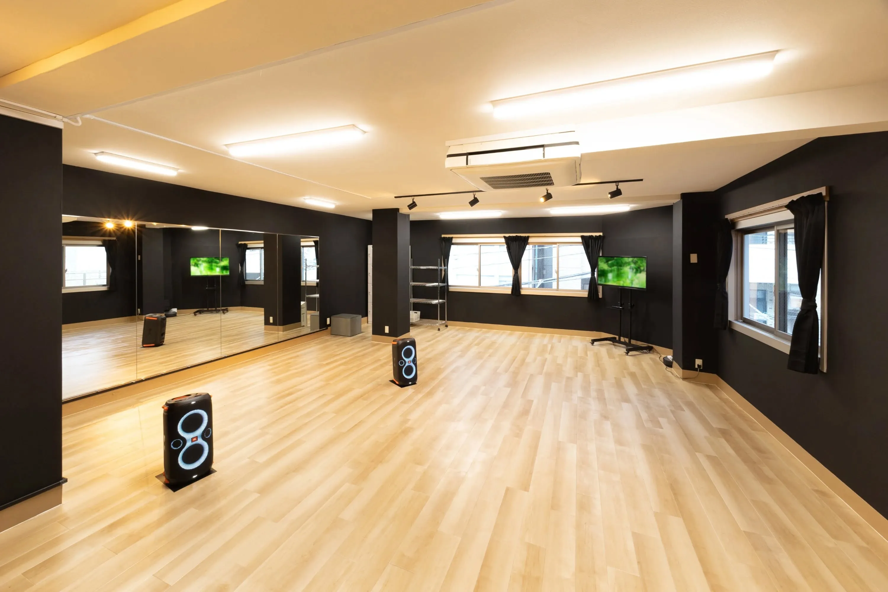 ​⚡️ 【Wi-Fi設備強化】通信速度が大幅アップ！ビジネス...