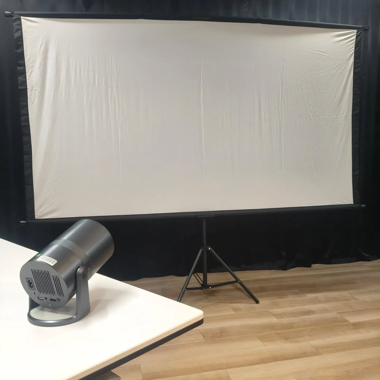 【新設備導入】銀座の隠れ家が、極上の映像空間へ📽️✨