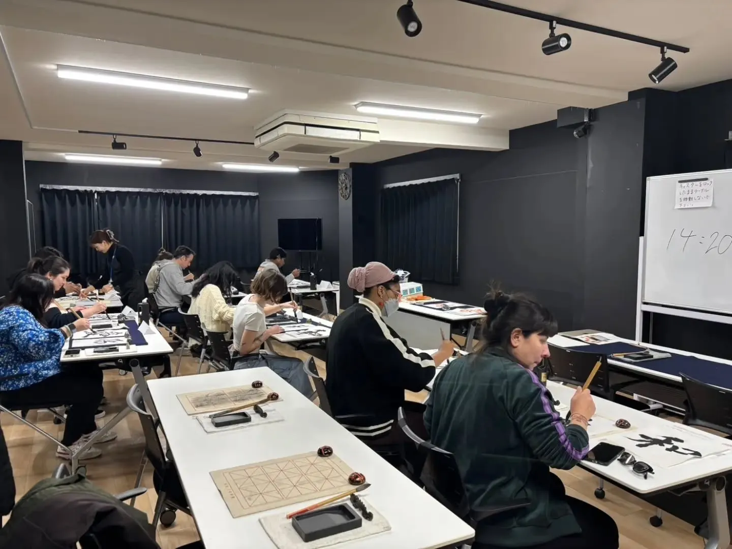 【書道家の皆様へ】銀座で理想の教室・創作空間を叶える、唯一無...